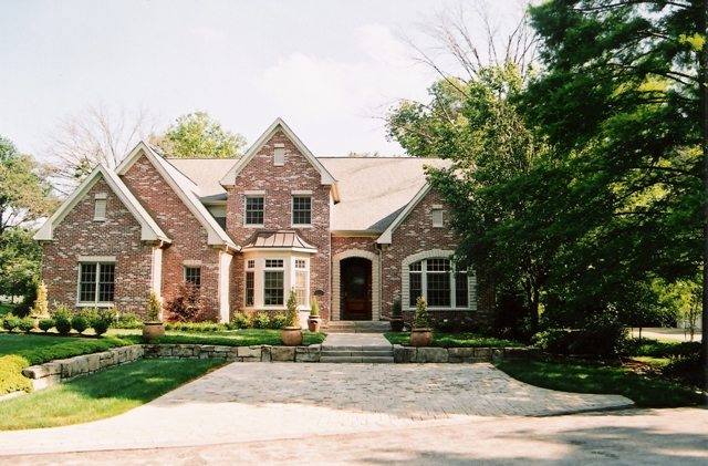 Front Yard Landscaper St. Louis